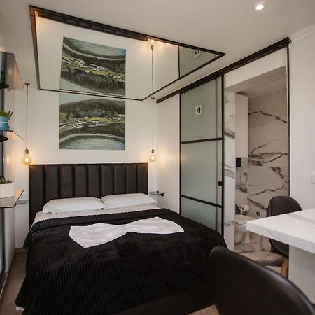 446 Tiny House Shiroke Villa Eksteriør bilde