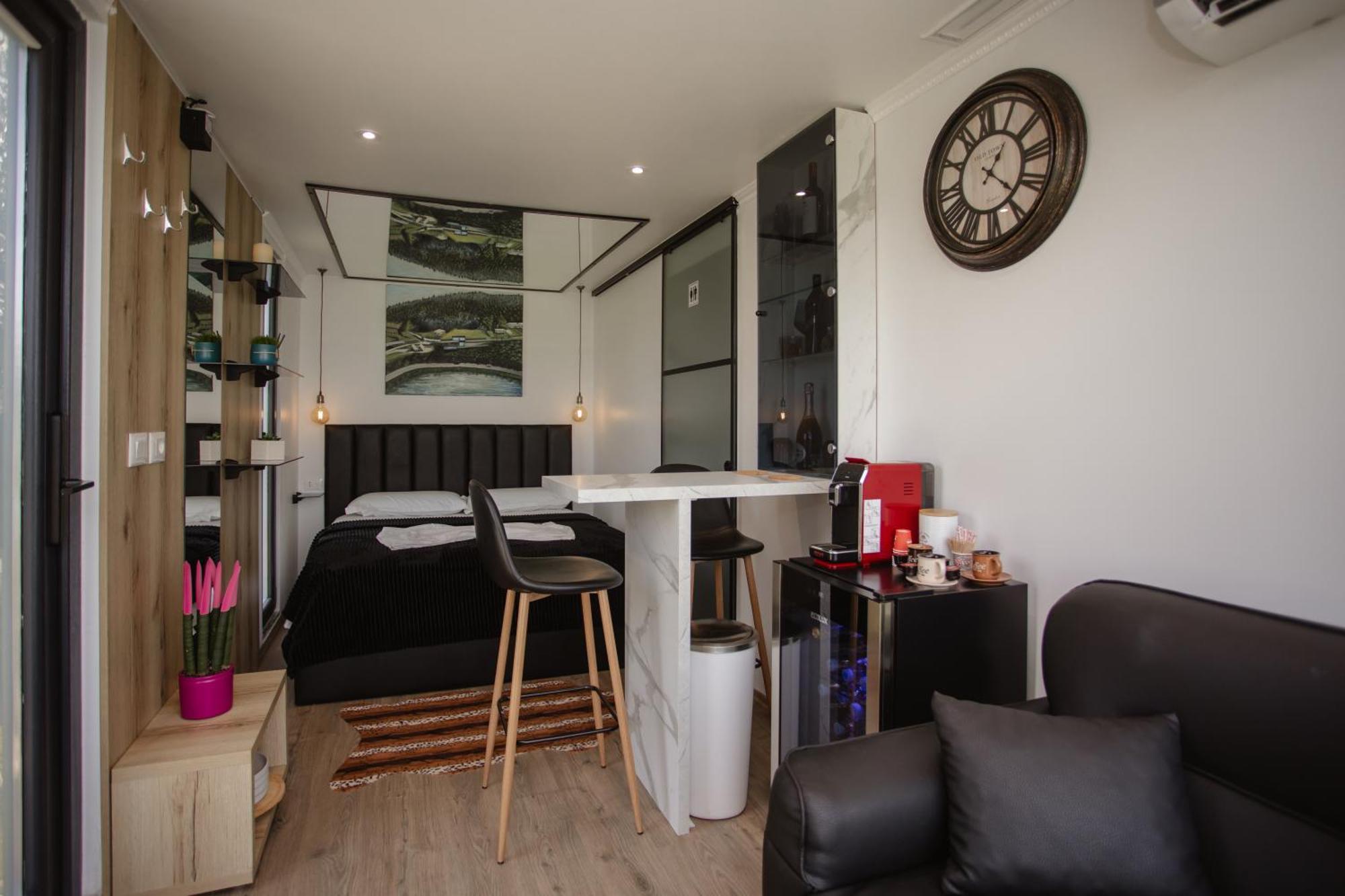 446 Tiny House Shiroke Villa Eksteriør bilde
